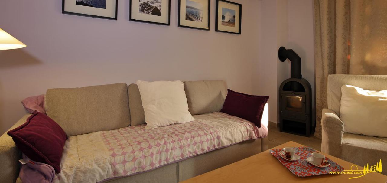 Oasis By The Sea Aparthotel คิเลียดู ภายนอก รูปภาพ