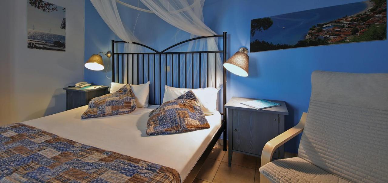 Oasis By The Sea Aparthotel คิเลียดู ภายนอก รูปภาพ